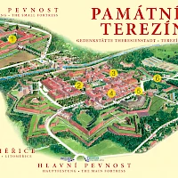 Karte von Terezín: 1 Kleine Festung, 2 Ghetto-Museum, 3 Magdeburger Kaserne, 4 Bestube und Mansarde, 5 Transporte, 6 Kolumbarium etc., 7 Krematorium (© Památník Terezín)