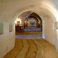 Terezín, Ceremonial Halls and Central Morgue (© Leonce49; Wikipedia; CC BY-SA 3.0)