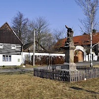 Brocno village (© Jirka Dl; Wikipedia; CC BY-SA 3.0)