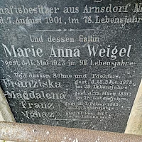 Tombstone Fr. Josef Weigel, Arnoltice (Arnsdorf) (© Sebastian Weise/EEL)